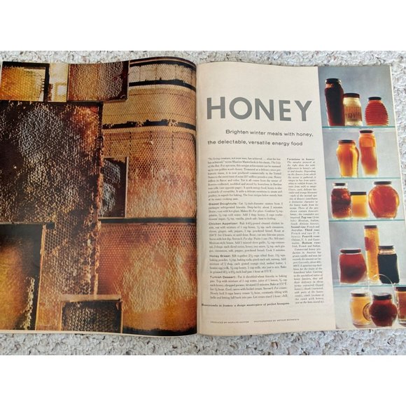 February 4, 1958 LOOK Magazine Hollywoods Hidden Beauties How Women Dominate Men - Picture 7 of 10